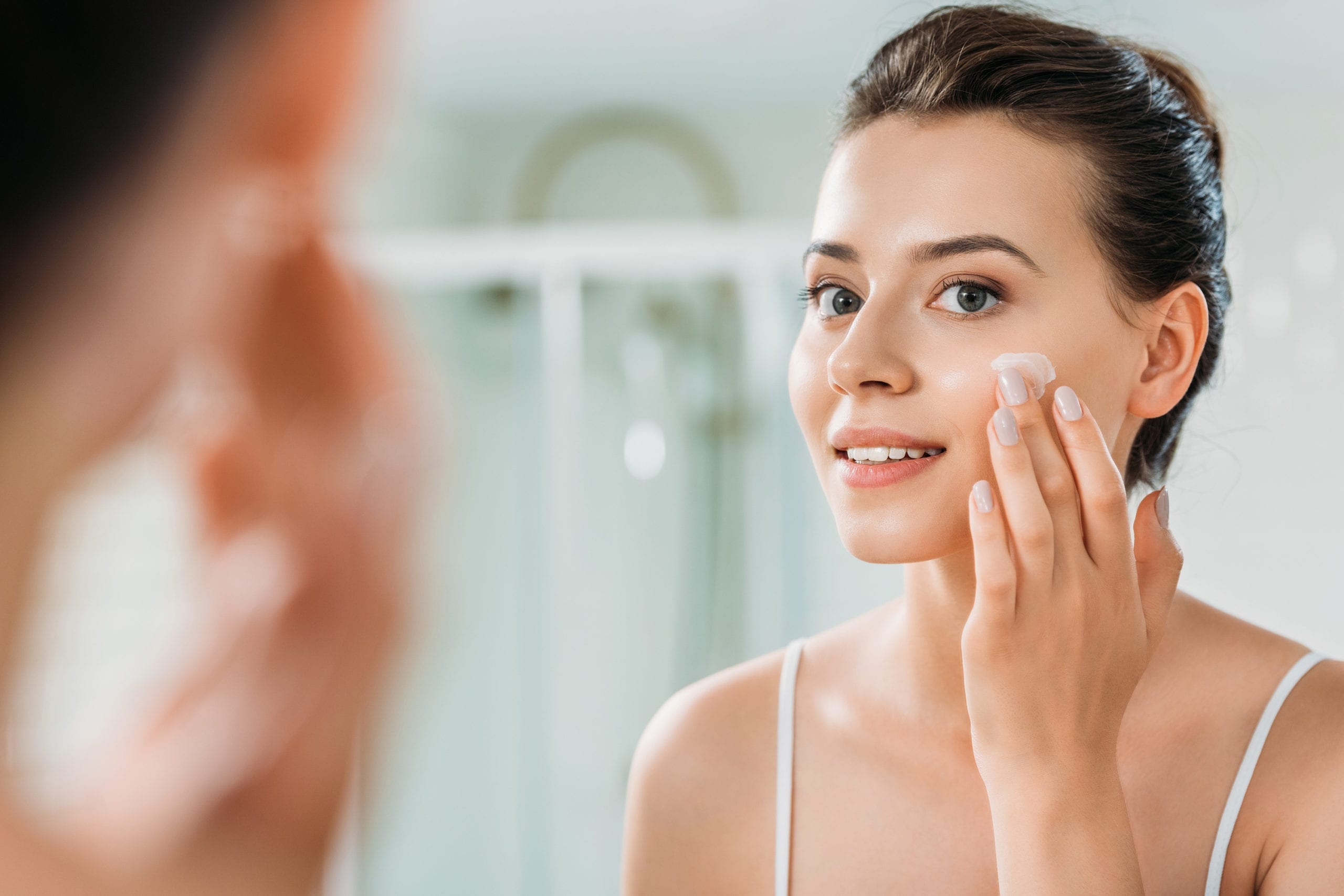 women put the thick layer of serum to do home facial like skin flooding, get free shipping for order above $120